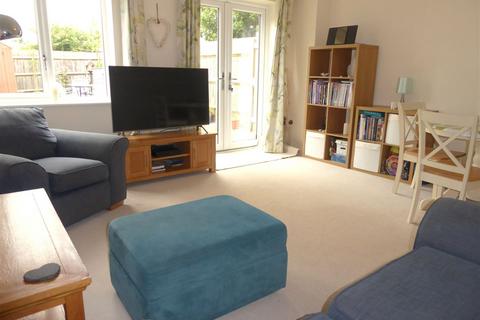 2 bedroom end of terrace house for sale, Tarvers Way, Adderbury