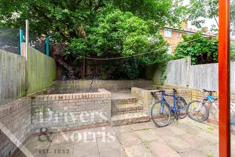 4 bedroom house to rent, Campsfield Road, Alexandra Palace, London, N8