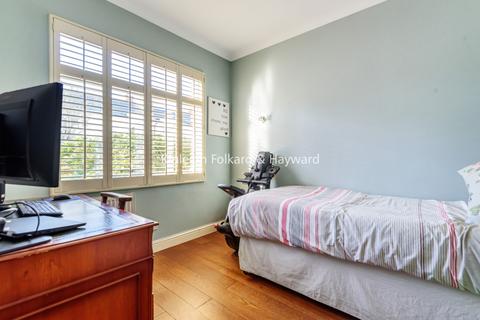 3 bedroom house to rent, Derinton Road London SW17