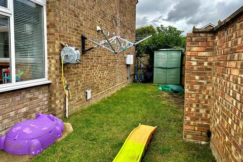 39 Hillside Road, Upper Stondon, Henlow, SG16 6LP