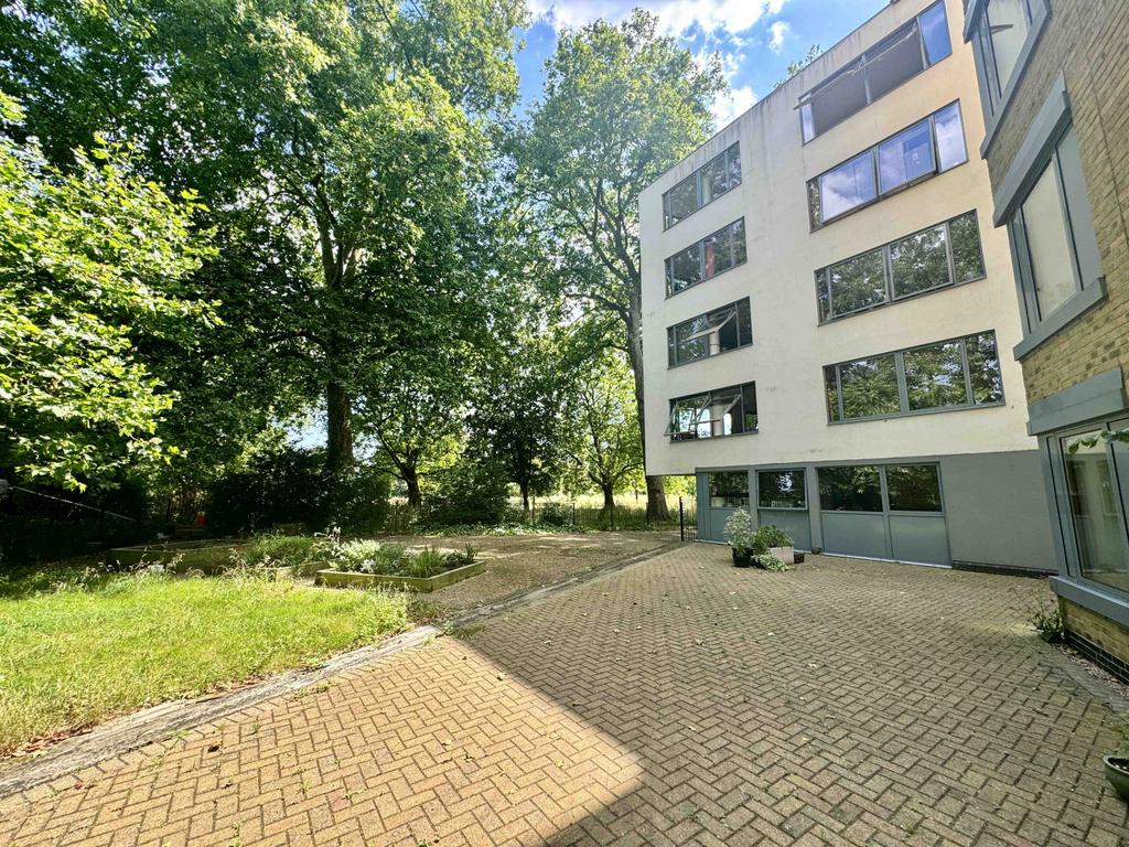 Two Bedroom Modern Apartment To Let