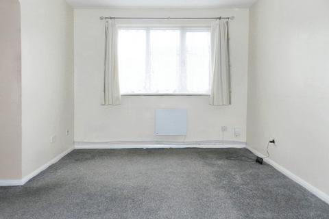 Studio for sale, Linnet Close, London N9