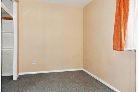 Studio for sale, Linnet Close, London N9