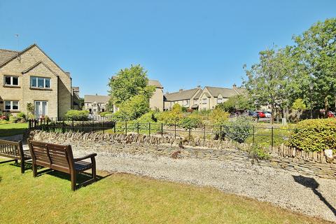 2 bedroom apartment for sale, St Marys Mead, Witney, OX28