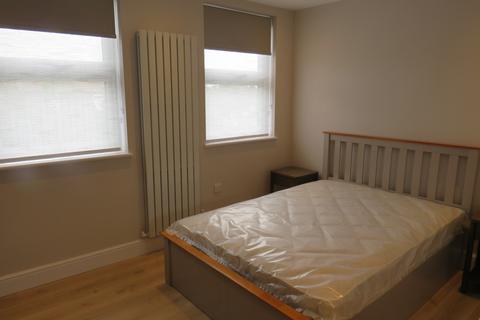 Studio to rent, Haringey Road, Haringey, N15