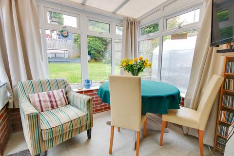 5 Braeside Road, Southampton, SO19 7AY
