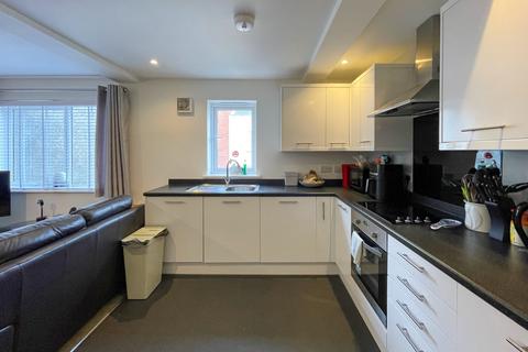 2 bedroom apartment to rent, Kingswood, Bristol BS15