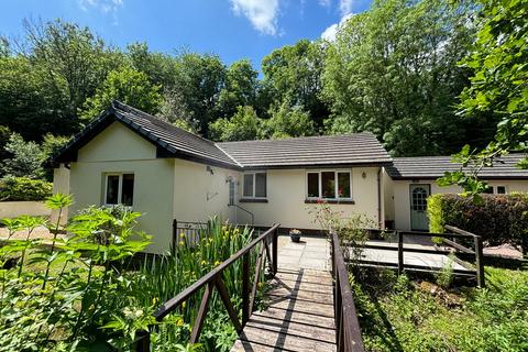 2 bedroom detached bungalow for sale, Quarry Ffinant, Newcastle Emlyn, SA38