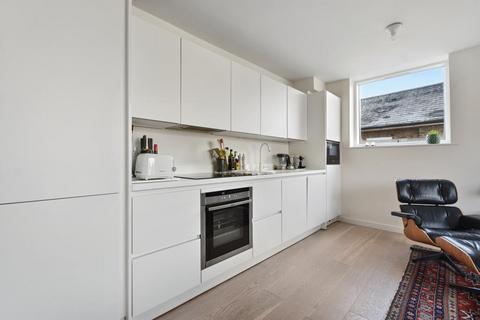 2 bedroom flat for sale, West Hampstead,  London,  NW6