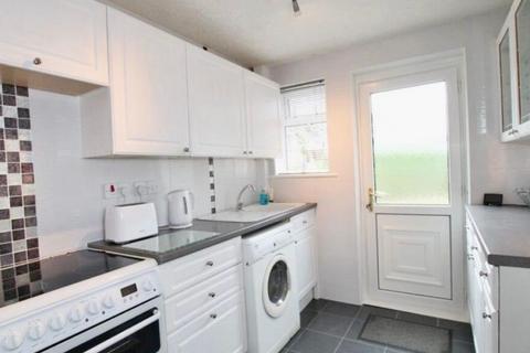 2 bedroom terraced house to rent, Hazeldean Crescent, Wishaw ML2