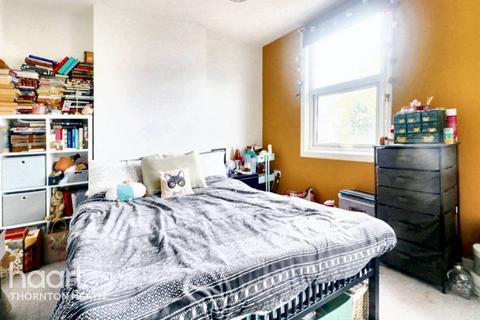 41b Windsor Road, Thornton Heath, CR7 8HG
