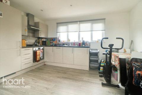 41b Windsor Road, Thornton Heath, CR7 8HG