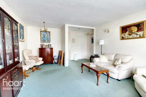 2 bedroom apartment for sale, Poplar Way, Ilford