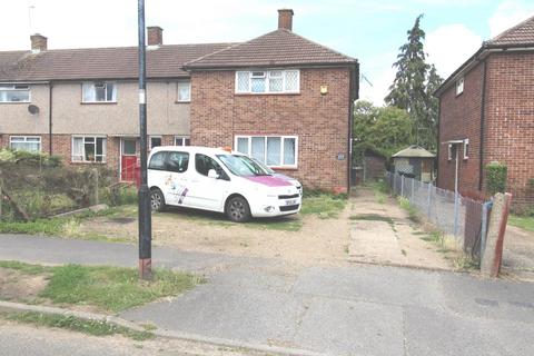 3 bedroom end of terrace house for sale, The Cherries, Slough SL2