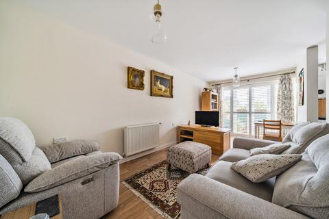 Flat 8, 1 Brosse Way, Bromley, BR2 8FF