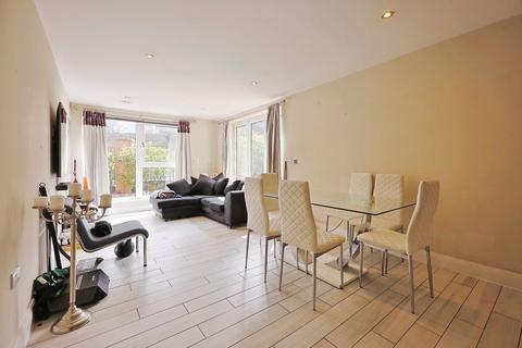 2 bedroom apartment for sale, Harrow Road, London NW10