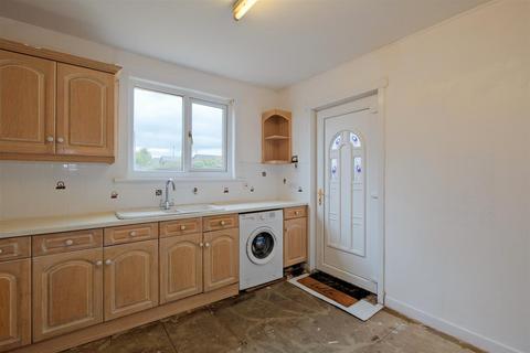 3 bedroom semi-detached house for sale, Thistle Crescent, Larkhall