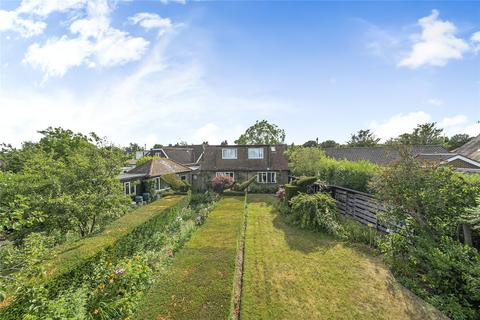 15 Apers Avenue, Woking, GU22 9NB