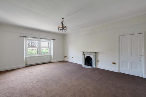 3 bedroom flat to rent, Victoria Square, Clifton, BS8