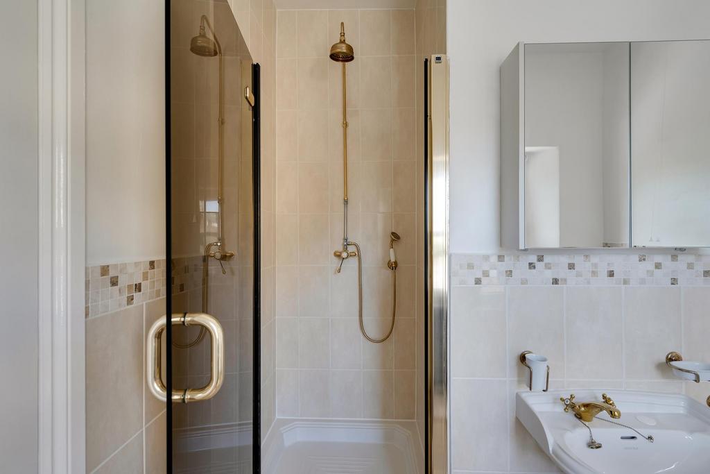 Bathroom  ()