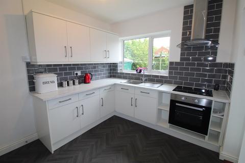 2 bedroom bungalow for sale, Station Road, Scholes