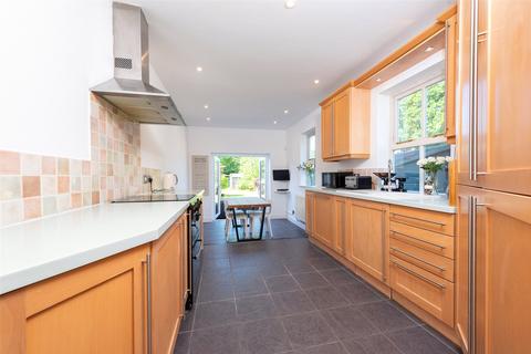 4 bedroom semi-detached house for sale, Kings Road, Hampshire GU51