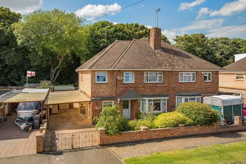 4 bedroom semi-detached house for sale, Woodlands Road, Corby NN17