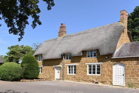 3 bedroom semi-detached house to rent, Banbury OX15