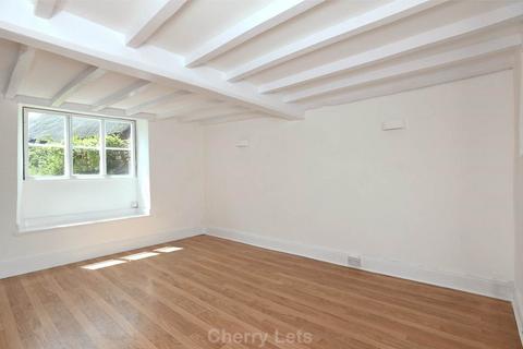 3 bedroom semi-detached house to rent, Banbury OX15