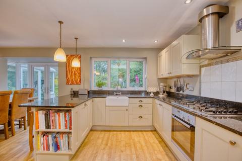 10 Saxon Way, Wedmore, BS28 4AG