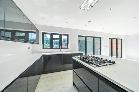 4 bedroom detached house for sale, Hampermill Lane, Watford, Hertfordshire