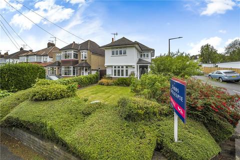 89 Hampermill Lane, Watford, WD19 4NT
