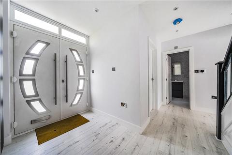 89 Hampermill Lane, Watford, WD19 4NT