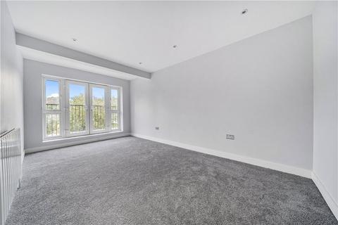 89 Hampermill Lane, Watford, WD19 4NT
