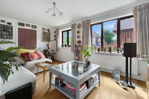 2 bedroom ground floor flat for sale, Garner Close, Huntingdon PE28