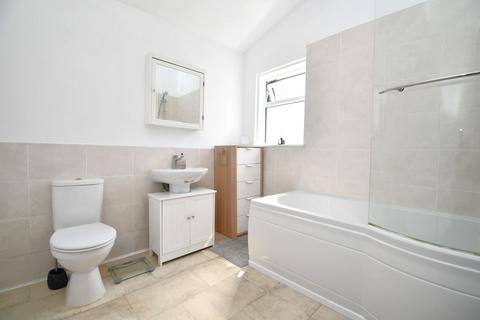 2 bedroom terraced house for sale, Milford Street, Salford, M6