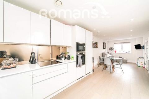 4 bedroom terraced house for sale, Champlain Street, Reading, Berkshire