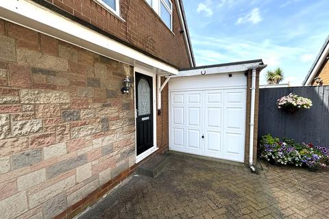 3 bedroom semi-detached bungalow for sale, Withy Tree Grove, Denton