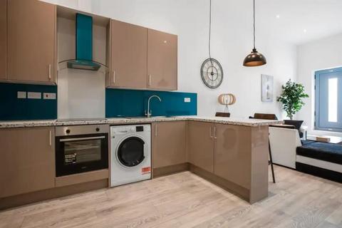 1 bedroom flat for sale, Woking,  GU22,  GU22