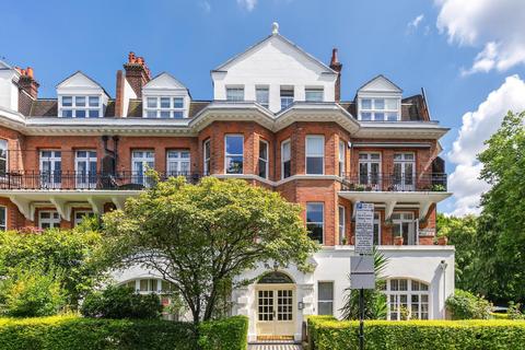 3 bedroom flat for sale, Stevenage Road, London, SW6