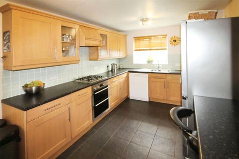 6 Acorn Close, Middleton St George, Darlington, DL2 1GB