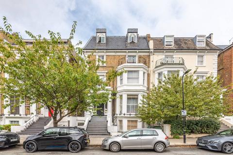 1 bedroom flat to rent, Adamson Road, Hampstead, London, NW3