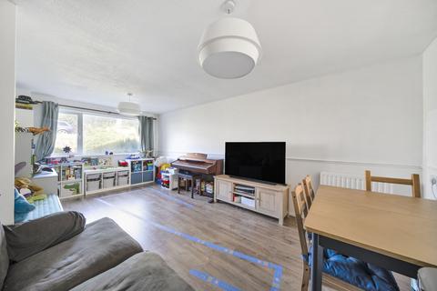 3 bedroom end of terrace house for sale, Chaundler Road, Winchester, Hampshire, SO23