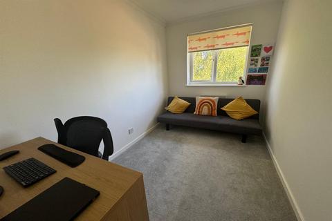 29 Ludford Close, Croydon, CR0 4BY