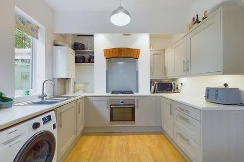 Chase Cottage, 47 Brighton Road, Horsham, RH13 6EZ