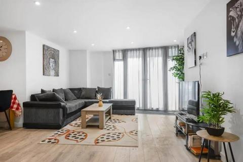 1 bedroom flat for sale, Woking,  GU22,  GU22