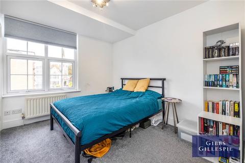 2 bedroom apartment for sale, Green Lane, Northwood, Middlesex