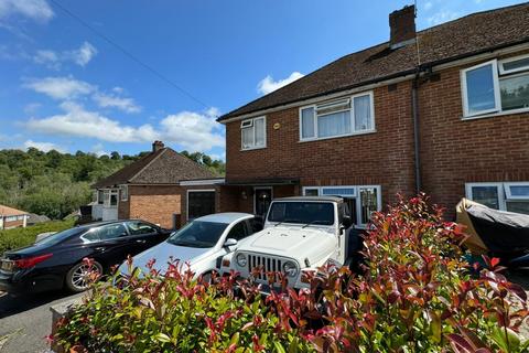 3 bedroom semi-detached house to rent, Bookerhill Road, High Wycombe