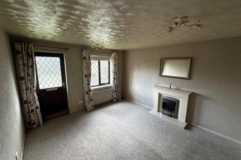 2 bedroom semi-detached house to rent, Barden Drive, Bingley