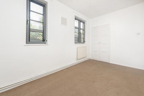 4 bedroom apartment to rent, Great Percy Street, Islington, London, WC1X